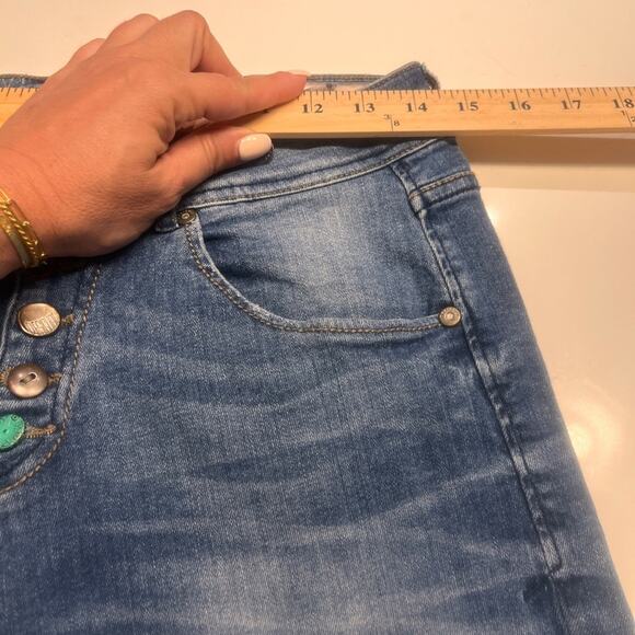 Desigual Women’s Embroidered Love Boyfriend Jeans Size 26 - Picture 12 of 14